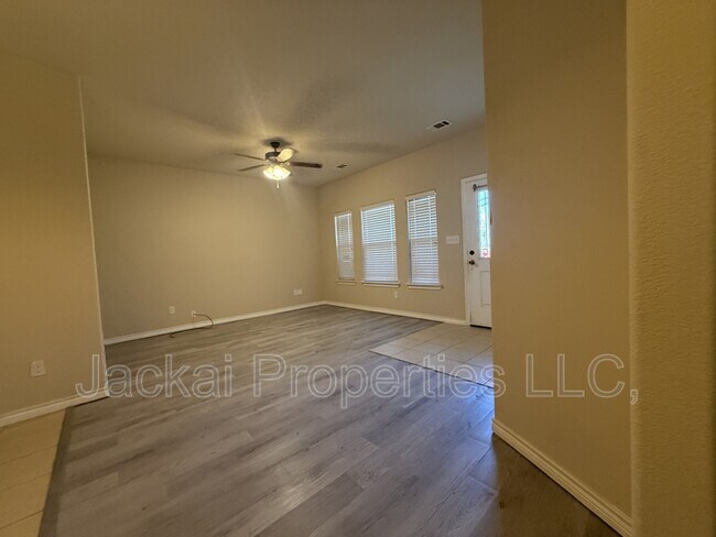 Building Photo - 214 N Ricketts St