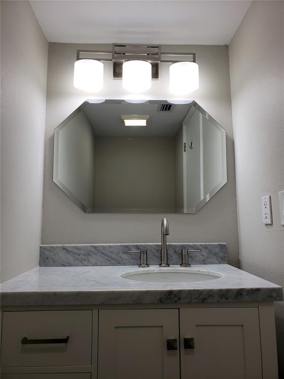 Building Photo - 3325 Bayshore Blvd