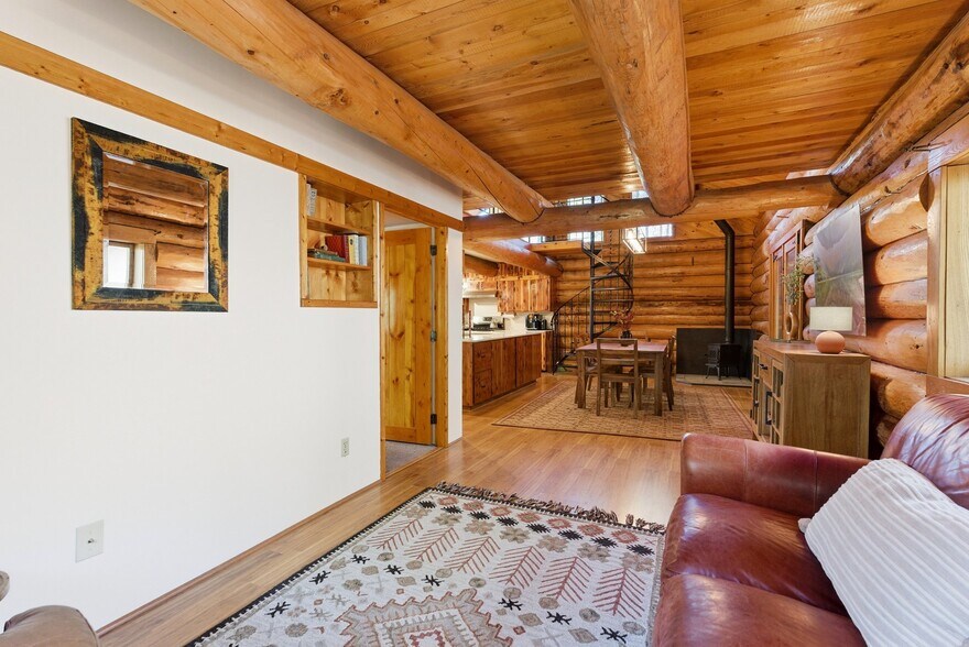 Building Photo - 295 Tally Lake Campground Rd
