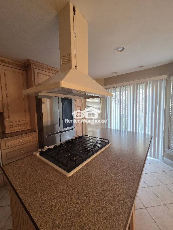 Building Photo - 470 Summit Tree Ct