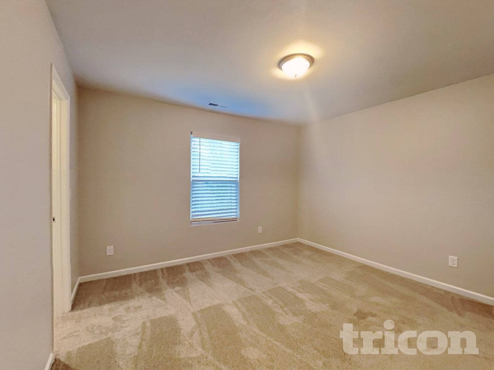 Building Photo - 945 Joselynn Drive