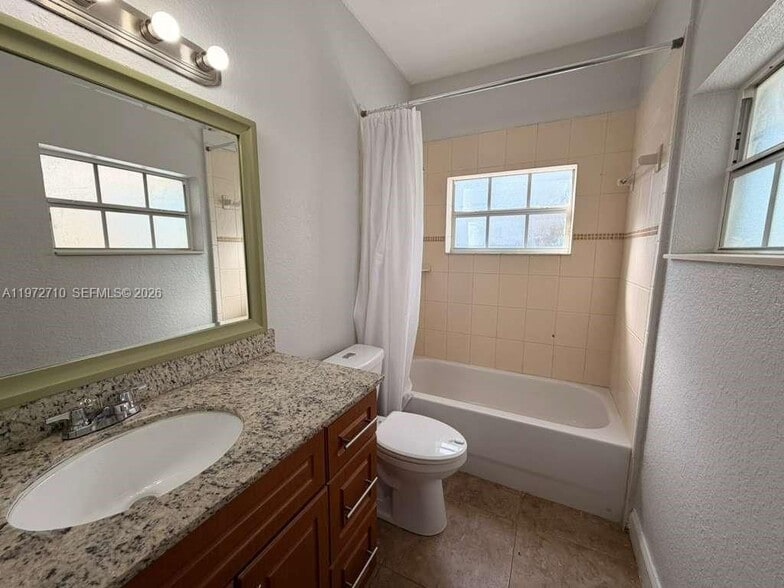 Building Photo - 2804 NW 7th Ave