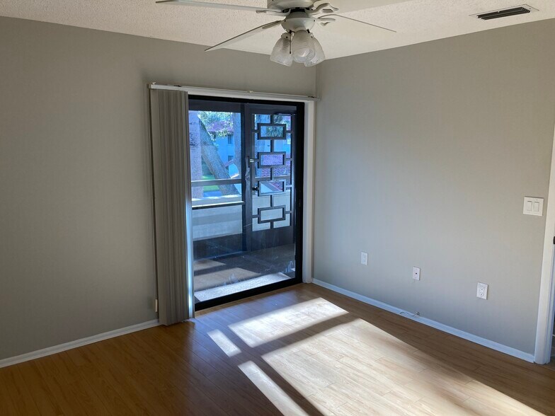 Guest bedroom opens to front porch - 3500 El Conquistador Pky