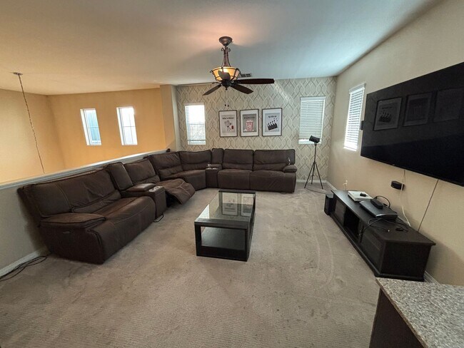 Building Photo - Grand 4-Bedroom Home with Entertainer's Yard in Gated River Village!