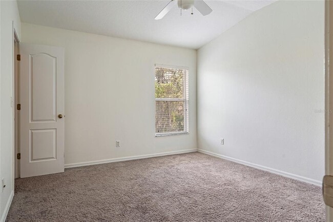 Building Photo - 15929 Fishhawk Creek Ln