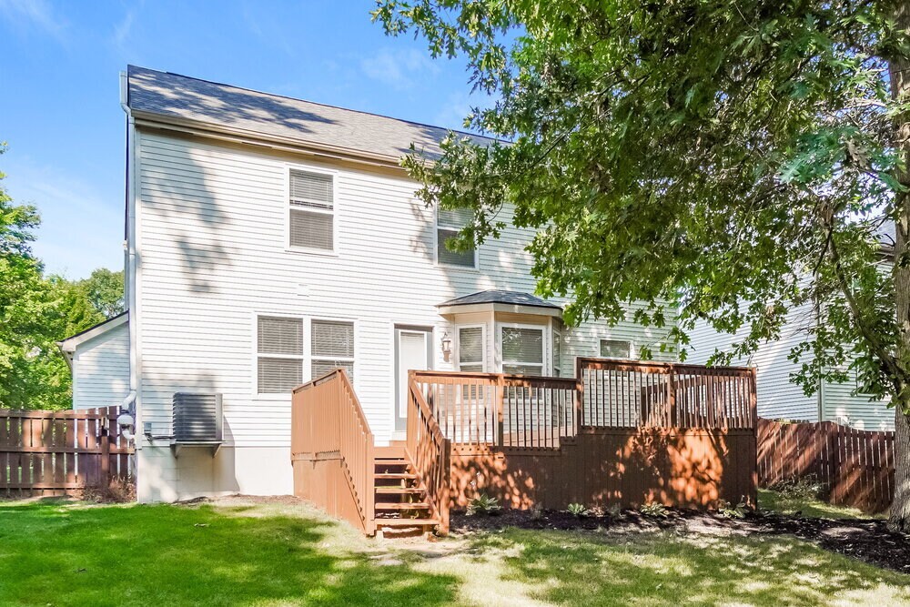 Building Photo - 1561 Meadowlark Ln