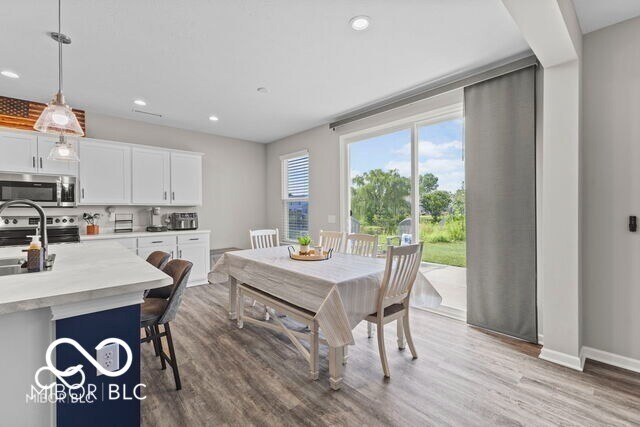 Building Photo - 1119 Cobra Dr