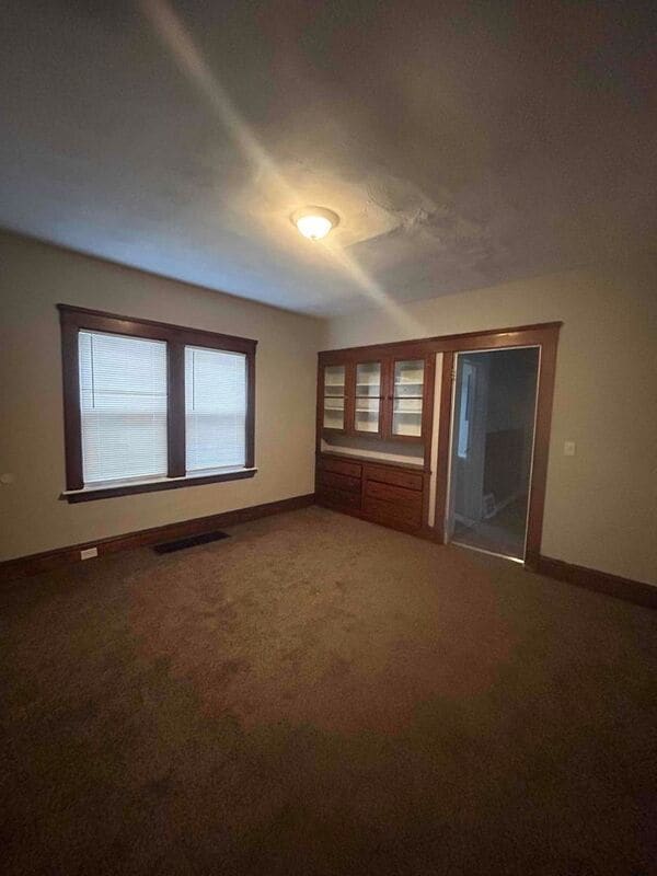 Building Photo - 8016 Medina Ave