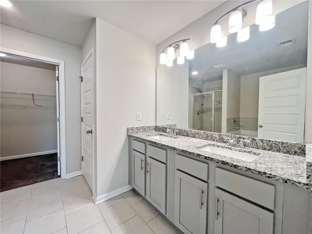 Building Photo - 2734 Shetley Creek Dr