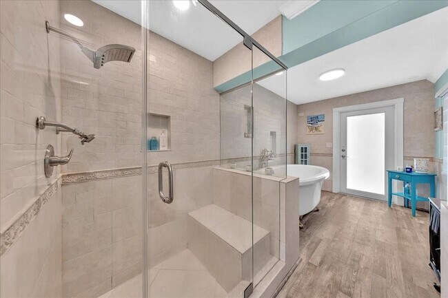 Building Photo - 2931 SW 108th Way