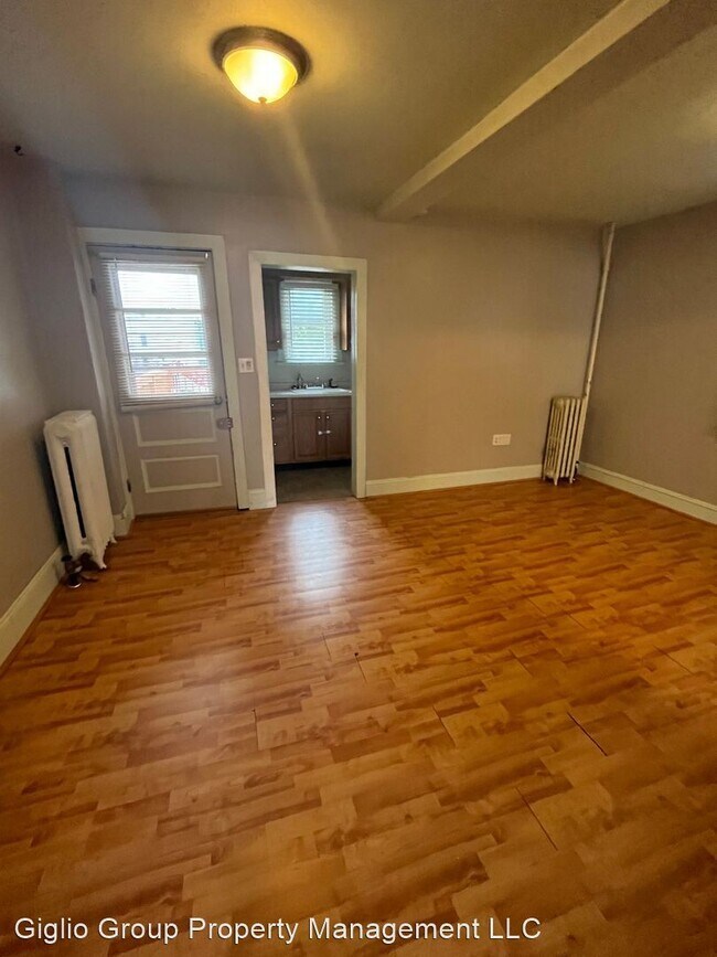 Building Photo - 2 br, 1 bath House - 1418 S. Webster Ave