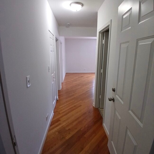 Building Photo - 5058 W Altgeld St