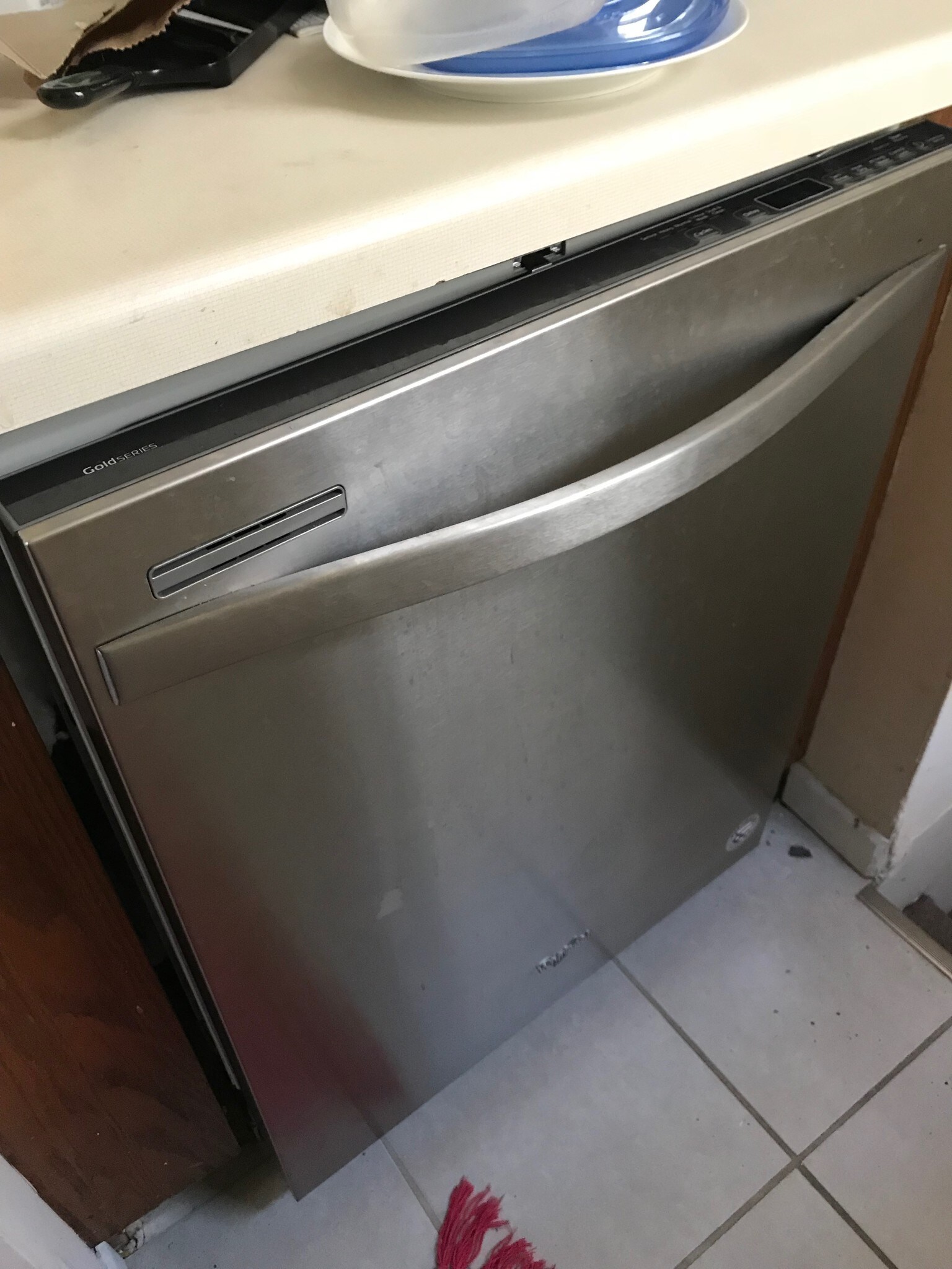 dishwasher - 543 W Mifflin St