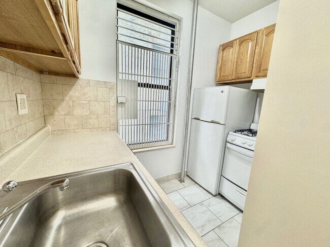 Floorplan - 3135 Broadway