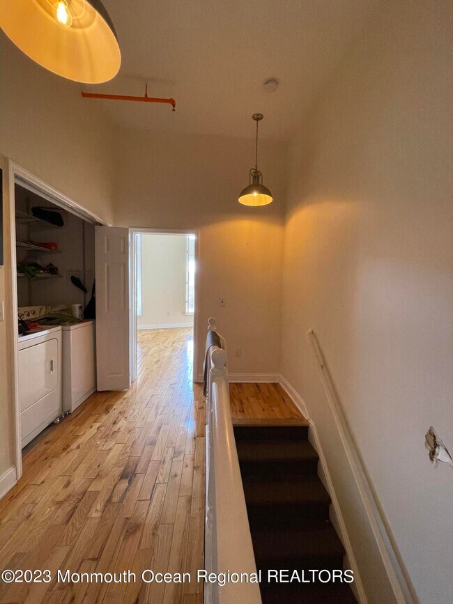 Building Photo - 616 Mattison Ave