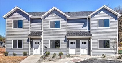 Building Photo - 27 Moka Pl