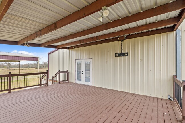 Building Photo - 35408 FM 1488
