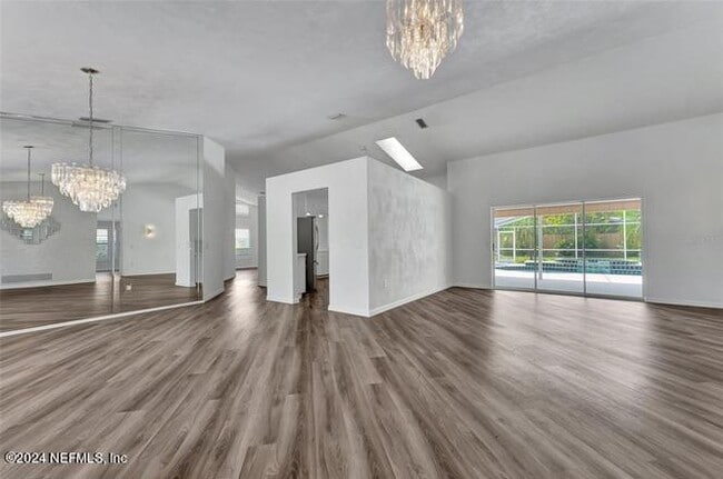 Building Photo - 405 Waterside Ln