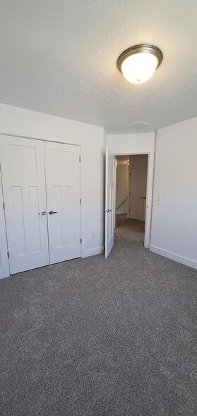 Building Photo - 3841 W Mossmorran Ln