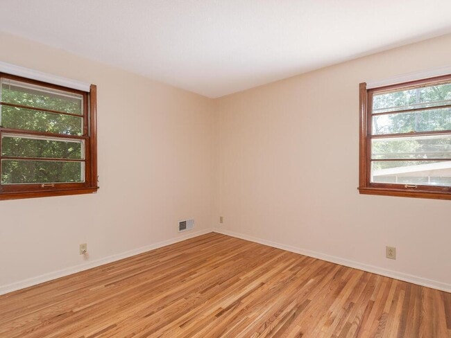 Building Photo - 6321 Wilryan Ave