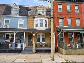 Building Photo - 684 Columbia Ave