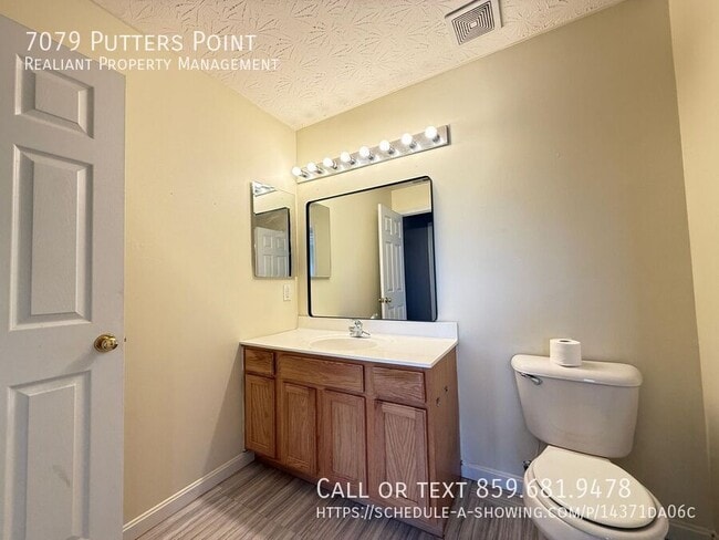 Building Photo - 7079 Putters Point