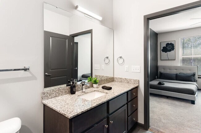 Building Photo - 1540 Dunn Rd