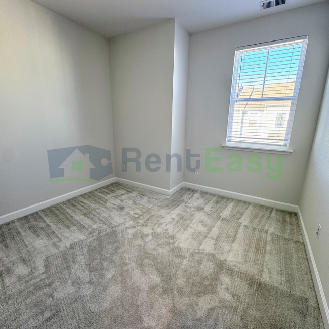 Building Photo - 2005 Laycock Ln