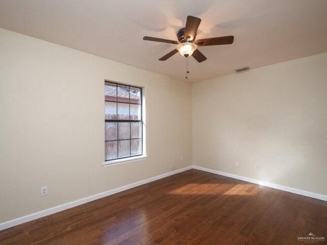 Building Photo - 10 Santa Laura St