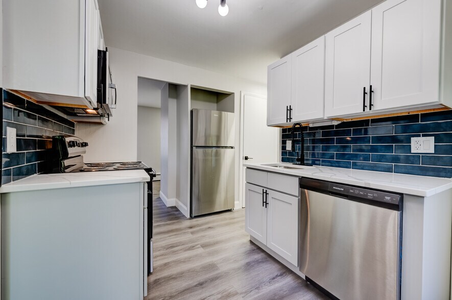 Building Photo - 20 Howard St