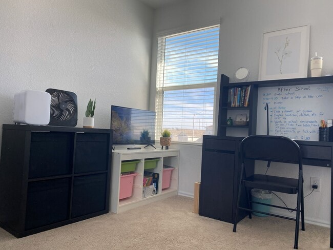 Building Photo - 252 Tugboat Annie Wy