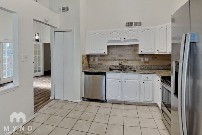 Building Photo - 6708 Oriole Ct