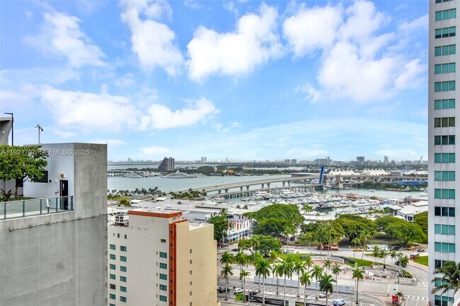 Building Photo - 234 NE 3rd St