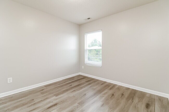 Building Photo - 3775 Marshlane Way