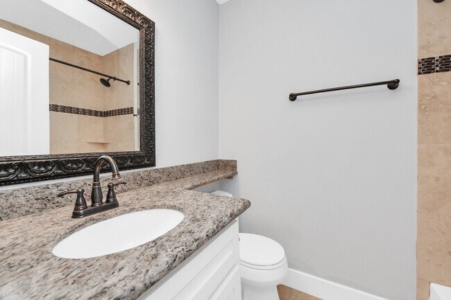 Building Photo - 509 Vincent St