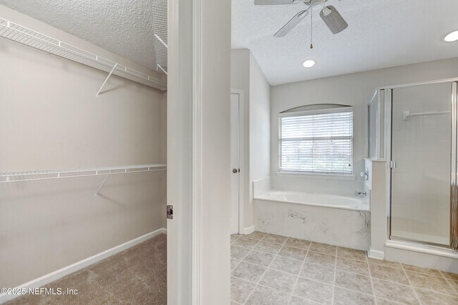 Building Photo - 749 Grand Parke Dr