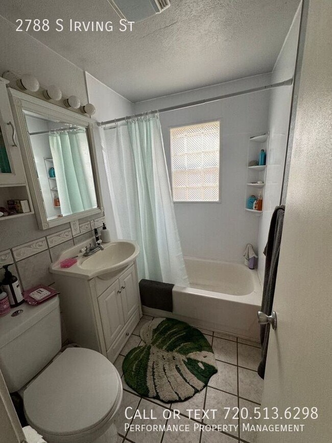 Building Photo - 2788 S Irving St