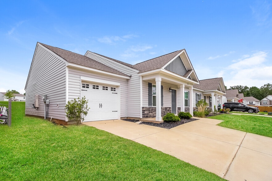 Building Photo - 289 Wahoo Cir