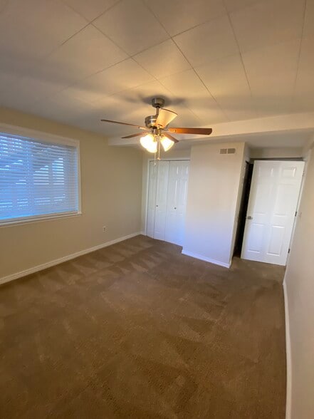 Front bedroom - 111 Washington Ave