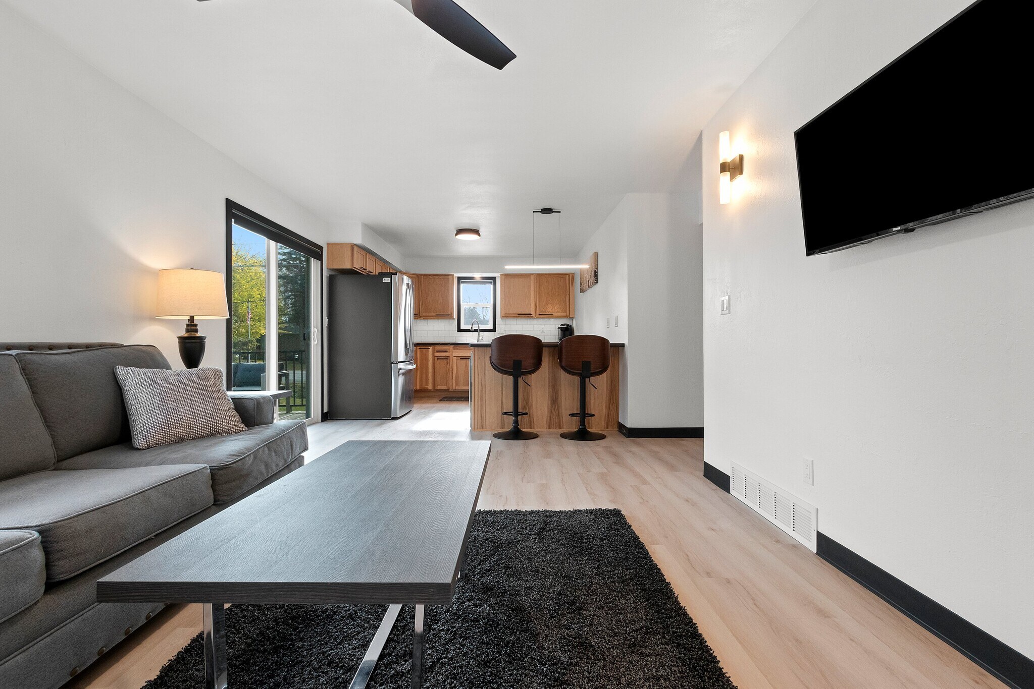 Building Photo - 2804 W Spencer St