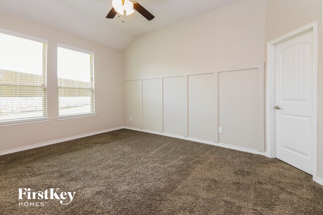Building Photo - 105 Gentle Cir Way