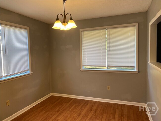 Building Photo - 16 S Stillwood Ct