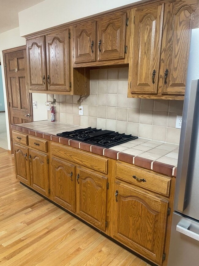 Building Photo - LaFollette 37766 - Charming Ranch-Style 3 ...