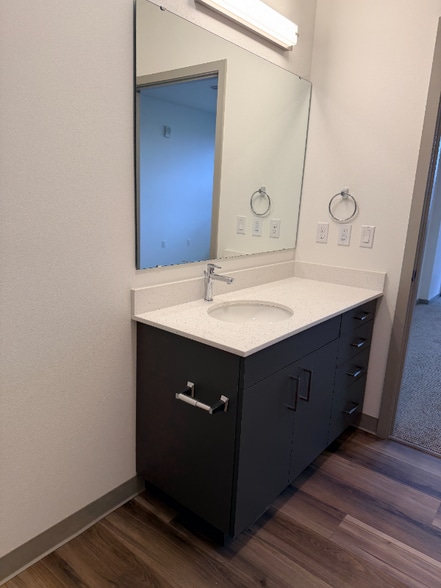 Building Photo - 2950 NE 11th St