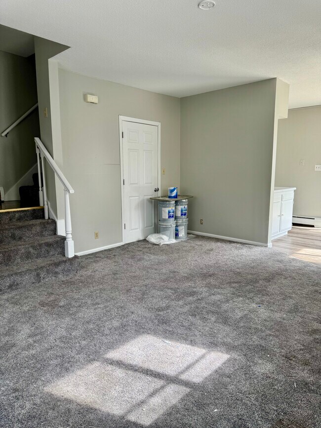 Building Photo - 1921 E 33rd St