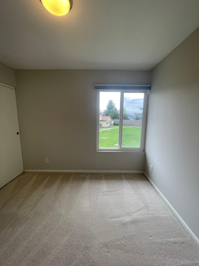 Building Photo - 34591 Bluestone Common