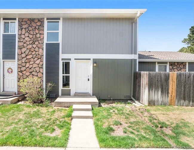Primary Photo - 9901 E Evans Ave