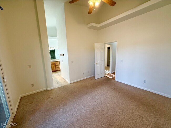 Building Photo - 1721 S Blagg Rd