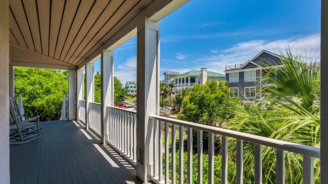 Building Photo - 110 Debordieu Blvd