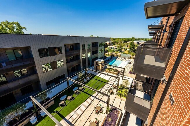 Building Photo - 4510 Terry-O Ln